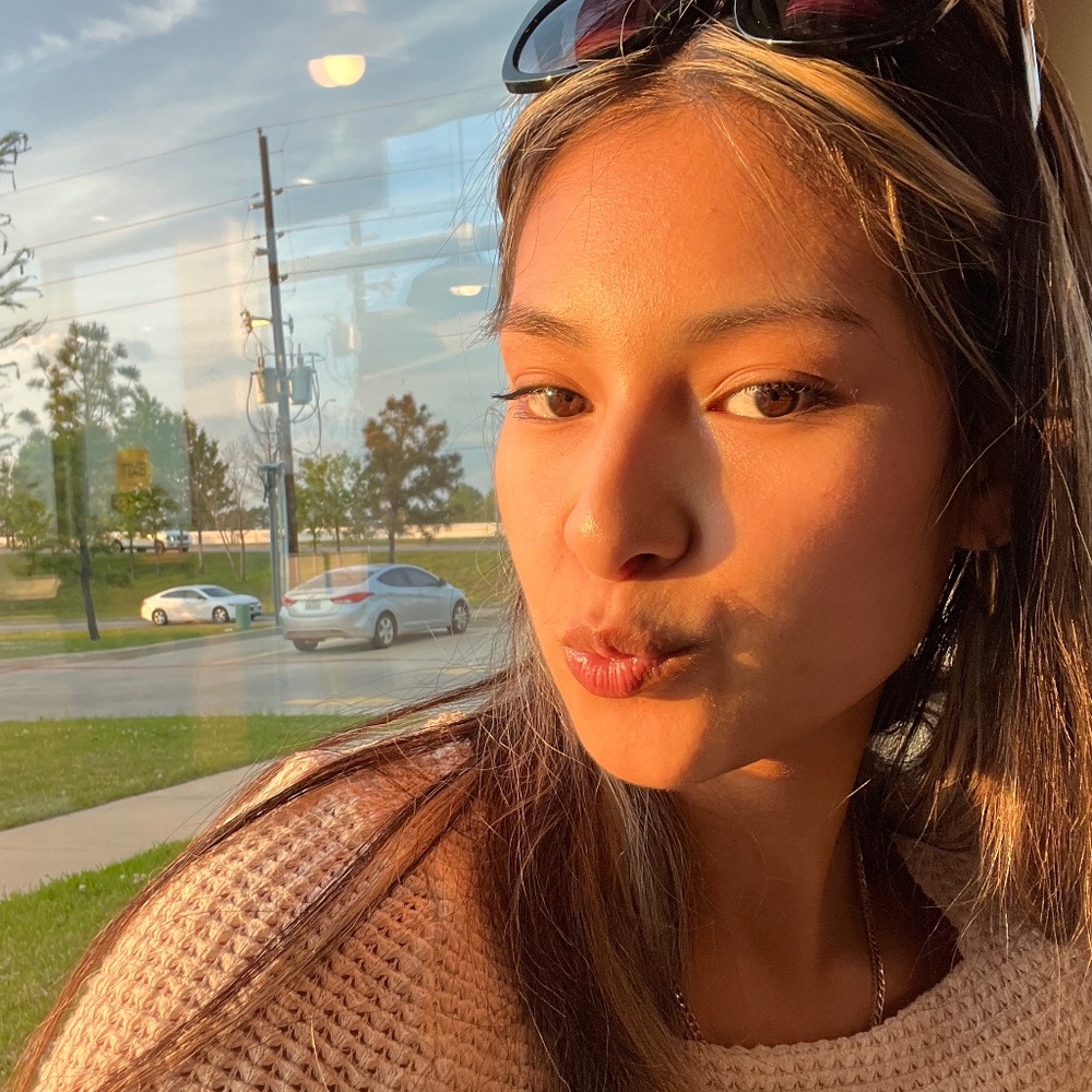 Meet your Posher, Lizbeth